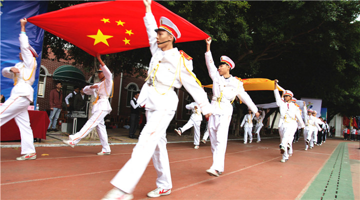 挥舞运动激情，，，，，共筑国际化教育梦