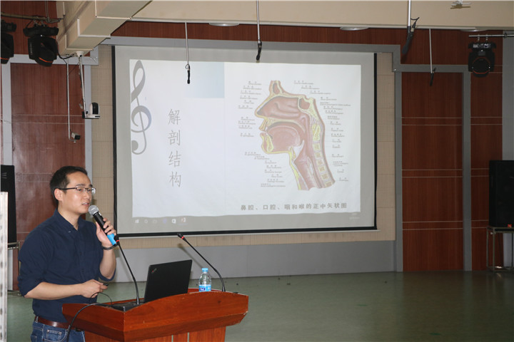公明中英文学校请专家教先生怎样；；；；；どぷ