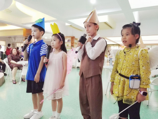 公明中英文学校：英语趣配音，，，，，，，意见意义学英语