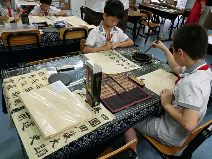 冰球突破-冰球电游豪华版_MG冰球游戏