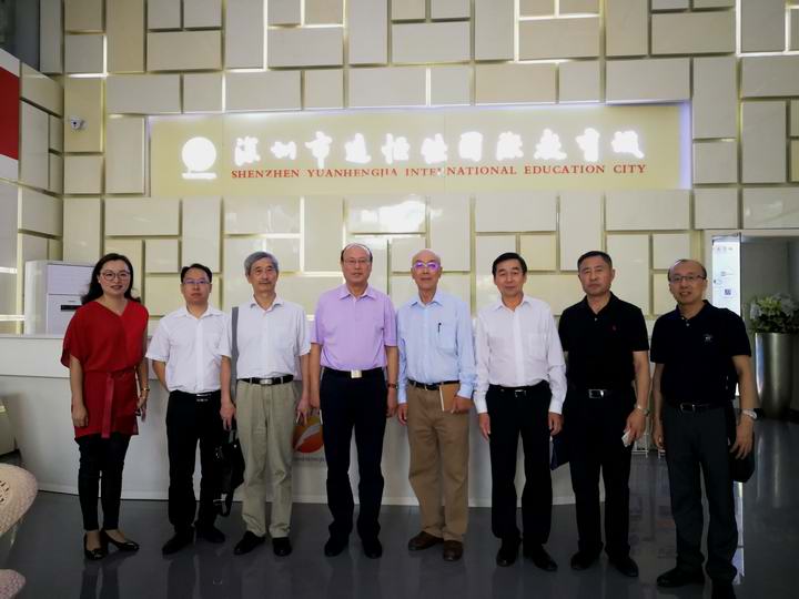 黑龙江省教育专家团队旅行mg冰球突破豪华版国际教育城