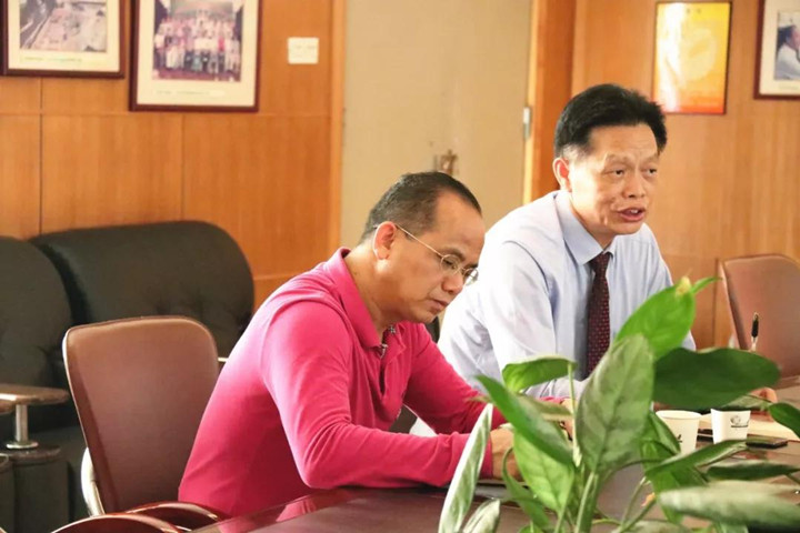 社区党委到下层，，，，，调研党建促生长——景龙社区党委班子到龙华中英文调研纪实